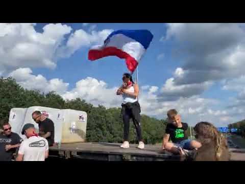 Viaduct Borne West a1 a35  Blauw Wit Rood Nederland Gaat Dood #Bruggendag