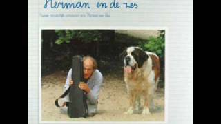 Video thumbnail of "Herman van Veen - Op Zn Fluitjes"