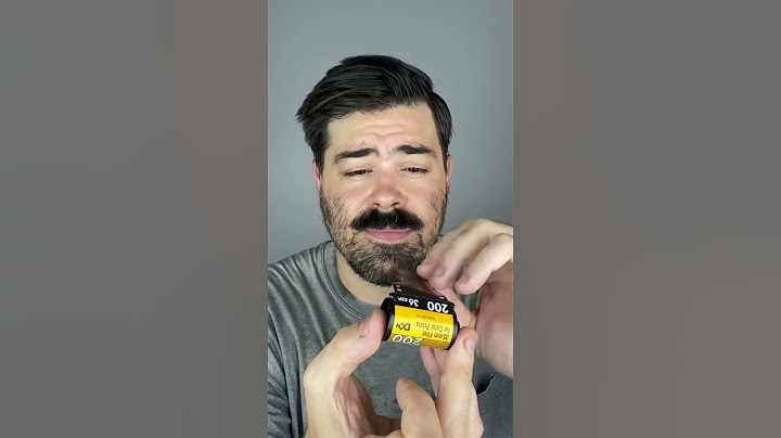 Retrieve 35mm Film from Canister HACK 📷