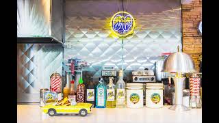 FLAVORS X MOON Cafe 30th Anniversary Burger Sofubi