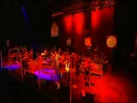 MY BODY IS A CAGE - THE ARCADE FIRE - GLASTONBURY 2007
