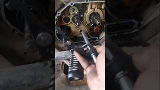 bajaj ct100 gear shifting method #viral #ct100