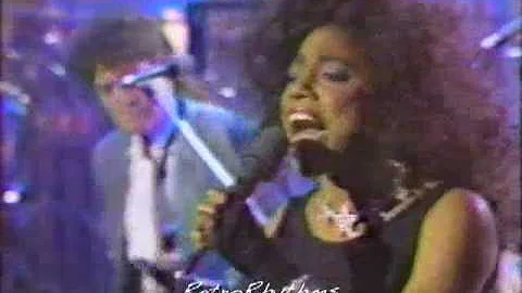 Karyn White performs Facts of Love with Jeff Lorbe...