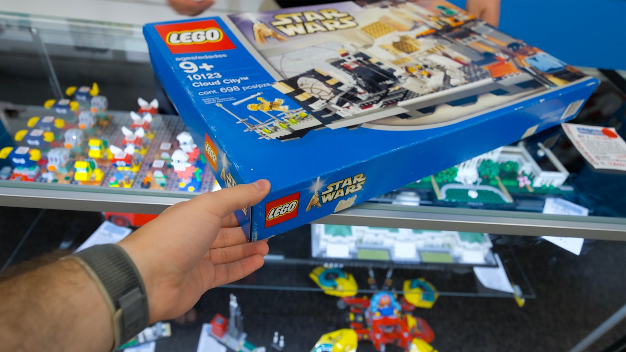 LEGO Star Wars Road Trip: Finding Treasures at Bricks & Minifigs