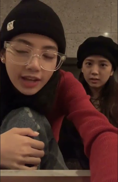 Jisoo : No he is my son 😂