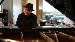 Piano Meditations On Graven Er Tom Live In Studio