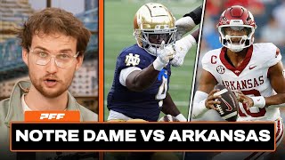 معاينة وتوقعات مباراة نوتردام ضد أركنساس | برنامج PFF لكرة القدم الجامعية screenshot 2