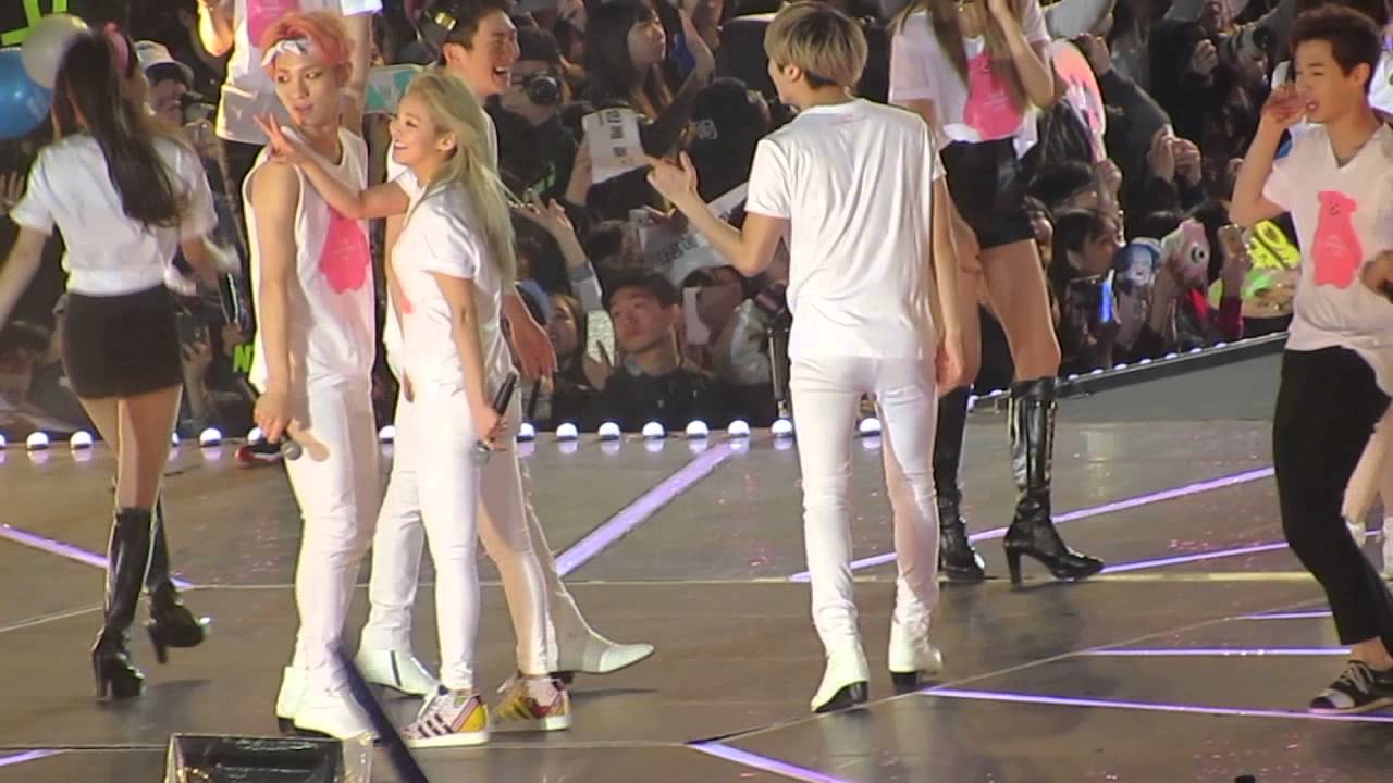 [fancam]150321 SMT in Taiwan SHINee HOPE