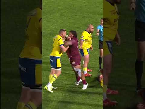 Aperçu de la vidéo « Ça s’est un peu tiré la barbichette hier face à Clermont ! ???? #iloveubb #rugby #bordeaux »