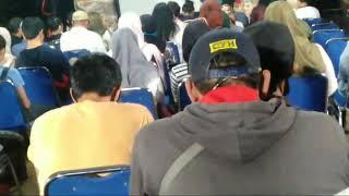 nobar bareng crew dan pemain krks alwi assegaf membacakan sholawat 😁