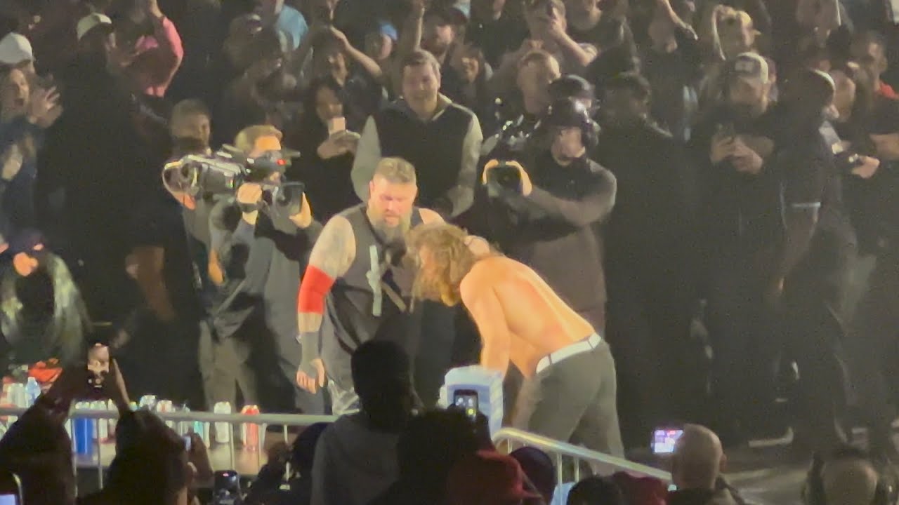 WWE Elimination Chamber 2025 Toronto - Sami Zayn v Kevin Owens Unsanctioned Full Match!