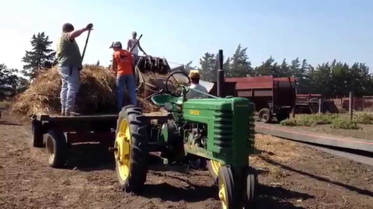 2015 South of Centerville South Dakota Threshing on the Frier Farm