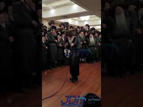 Skulen Rebbe At His Niece's Wedding Daughter Of Skulen Williamsburg Rebbe - Shvat 5781