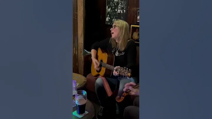 Susan Tedeschi Sings in an Irish Pub