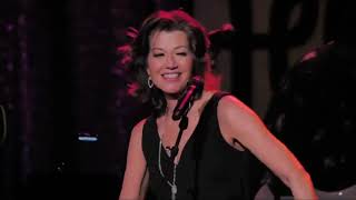 Amy Grant sings some of her hits in concert 2023