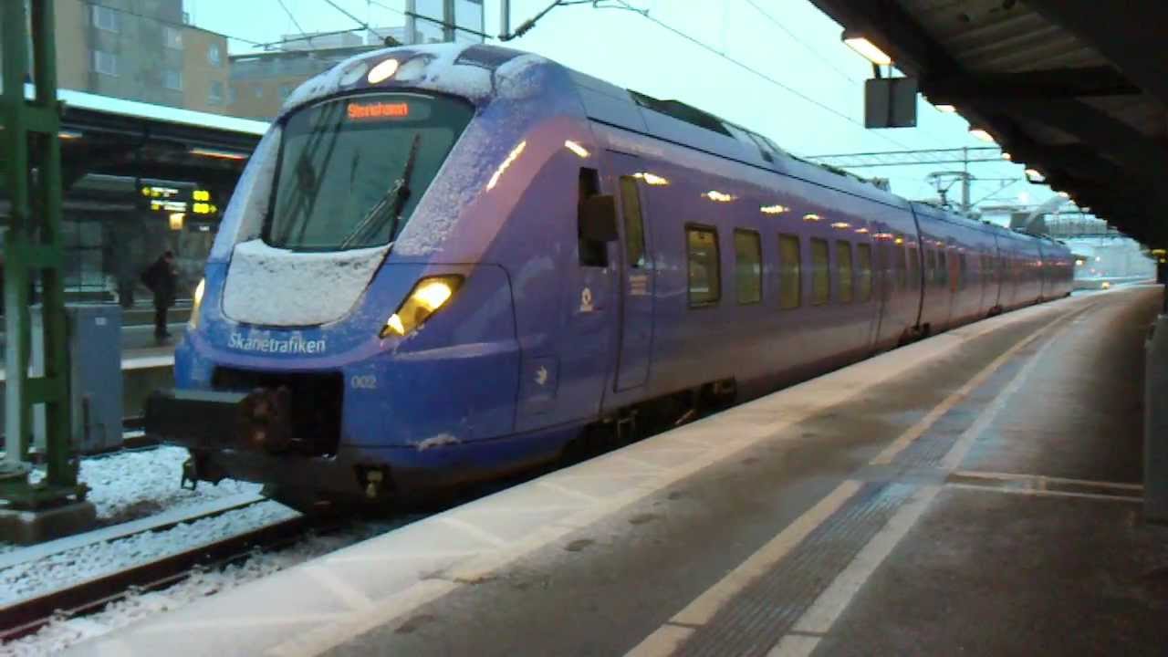 X61 Pågatåg, snow in Lund - Tåg / Train - YouTube