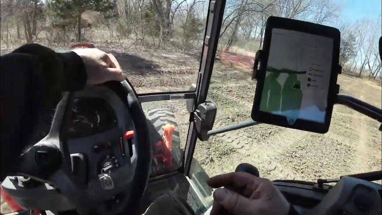 Spreading Fertilizer with Wireless GPS YouTube