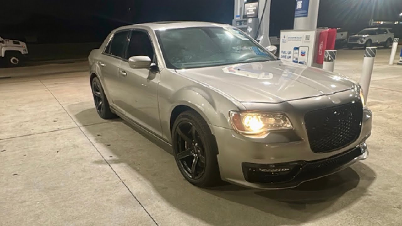 Chrysler 300 Scat Pack Swapnull