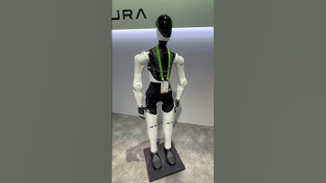 Neura Robot doing nothing at #gtc25. It looks cool!