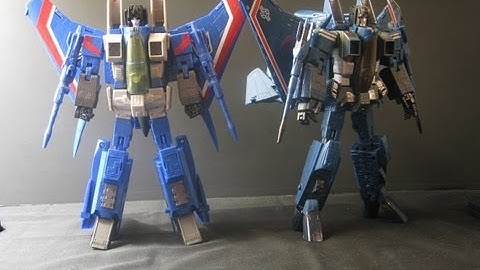 Stop Motion Review 020 - MP11 Thundercracker with MP07 Comparison feat. Chilliwackimus Prime