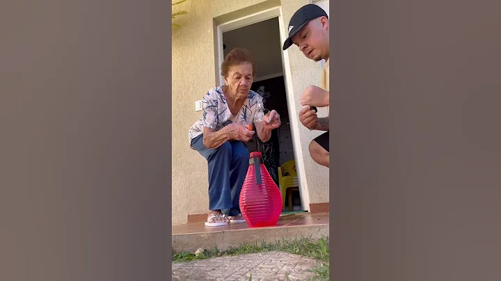 LIGHT YOUR FIRECRACKERS PROPERLY OR ELSE THIS COULD BE YOU! #shorts #reels #memes #fireworks #fyp