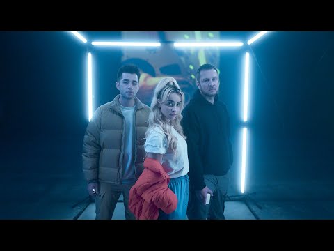 Vize Ft. Ilira - Livin' Loud