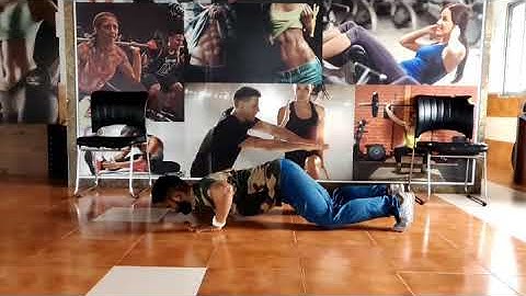 Superman Push-ups Slow motion