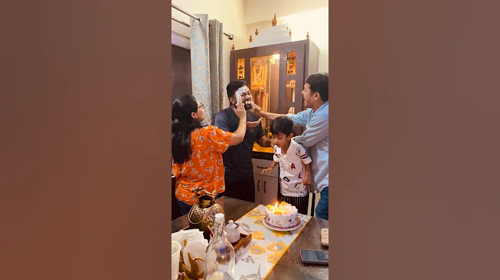 Cake smash 😁 #cakecutting #birthdaycelebration #birthdaycake #smashing #birthdayboy #viralshorts