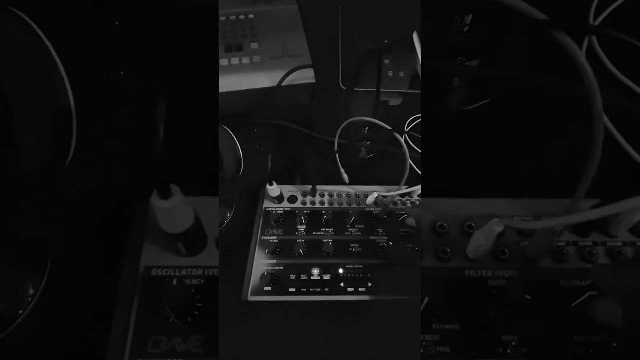 Just Craving! #behringer #crave #synthesizer