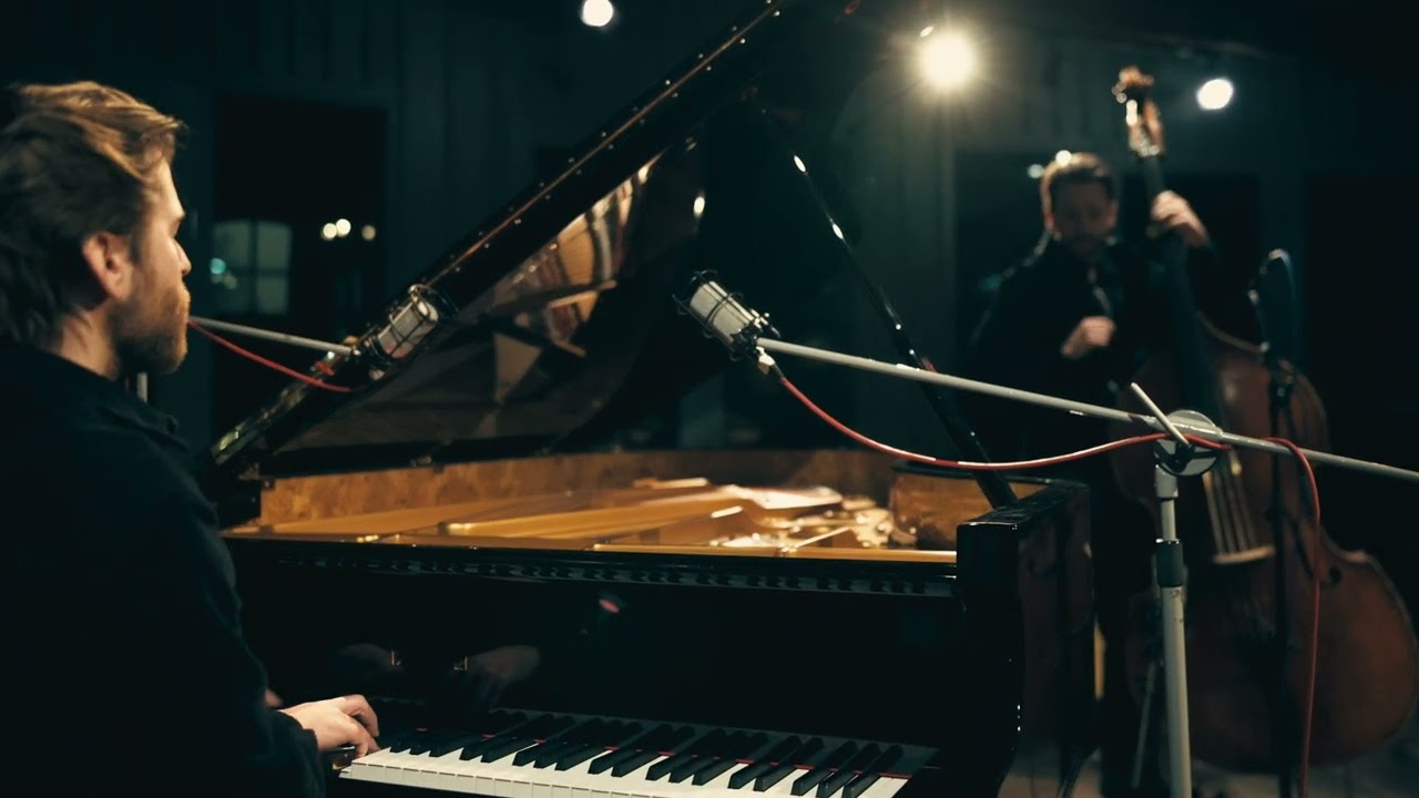 Joel Lyssarides Trio: Stay Now (Official Live Video) / Album: Stay 