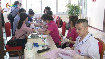 CHUYỂN ĐỘNG I Đoàn thanh niên BIDV tích cực tham gia hiến máu tình nguyện.