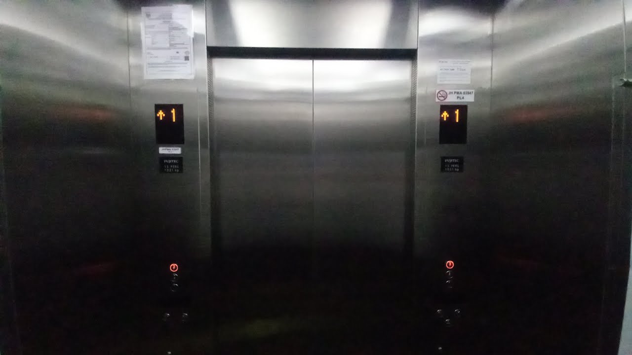 Fujitec Elevator at Johor Premium Outlets (PL4).