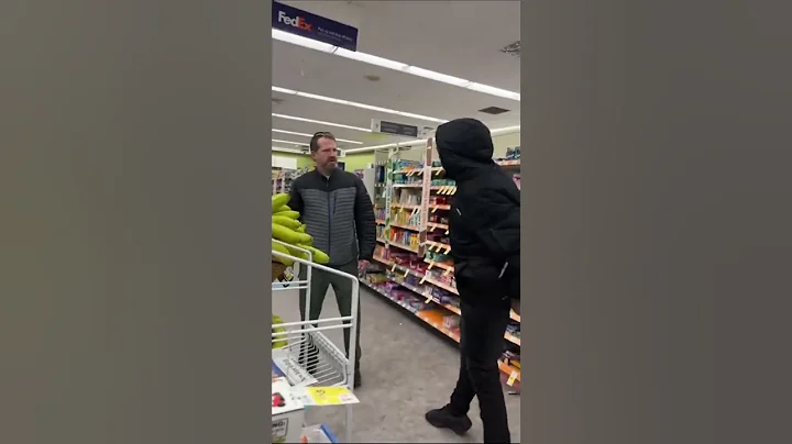 Shoplifter goes BANANAS!