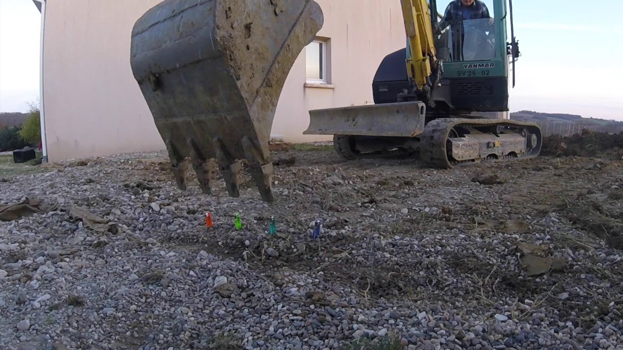 Excavator tricks 1 Les briquets YouTube