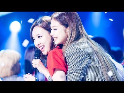 BLACKPINK x TWICE Friendship & Sweet Moment | KNET