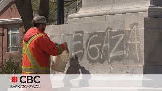 City crews clean vandalism off Regina cenotaph by CBCSaskatchewan 261 views 4 days ago 45 seconds