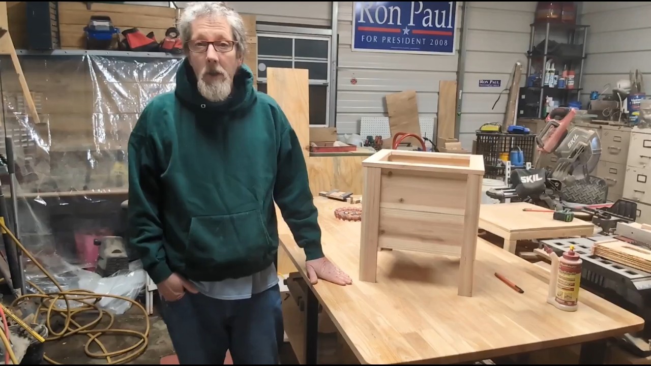 Building a Cedar 3 Picket Cube Planter. (If you can build this, you can make any size planter box!)