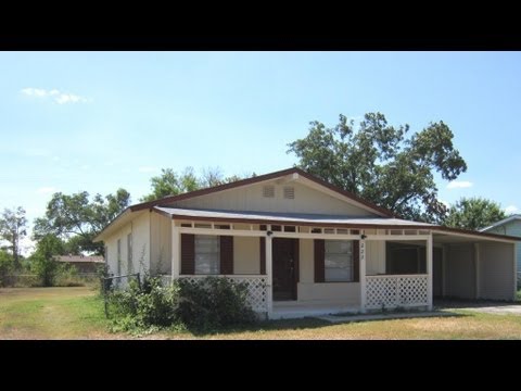 low-priced-3-bed-single-story-home-for-sale-castroville-hondo-tx-smart-cash-homes