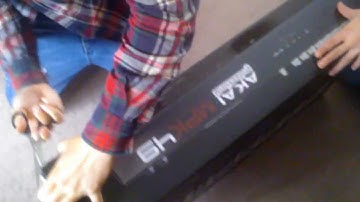 Akai MPK49 Unboxing