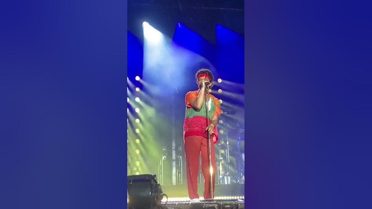 Bruno Mars performing ‘That’s What I Like’ at the Preakness Live