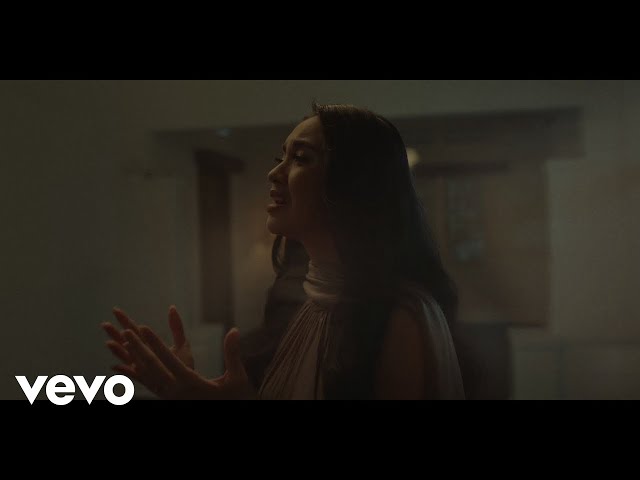 Lyodra - Ego (Short Version) (Official Music Video) class=