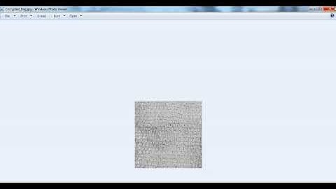 Reversible Data Hiding Using Texture Synthesis Approach