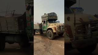 Oldest Bangladeshi Bedford Truck Roaring Sounds OMG😱 Oldest Bangladeshi Bedford Truck Roaring Sounds OMG😱