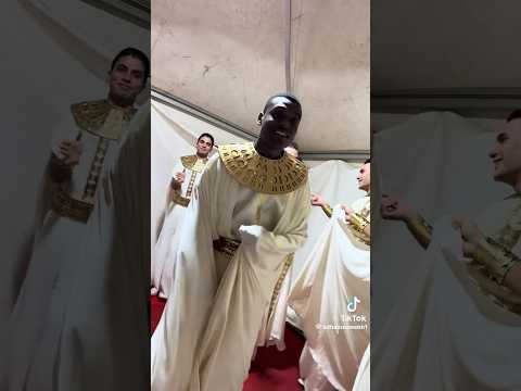 ولا عنخ امون