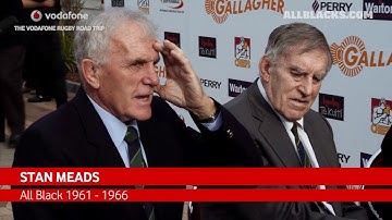 Vodafone Rugby Road Trip: Sir Colin Meads statue