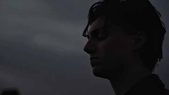 Isaac Levi - When You Think of Me (Official Visualiser)