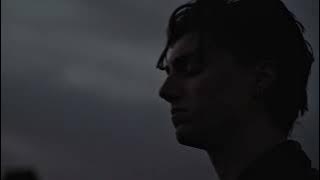 Download lagu Isaac Levi - When You Think of Me ( Visualiser)