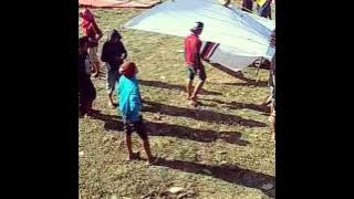 Layang layang ra.guak ngindang lembeng