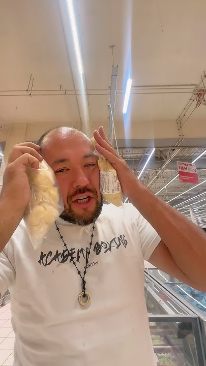 Сосиска в тесте 😂 - YouTube