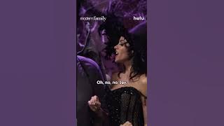 Gloria's American accent 😳😂 #SofiaVergara #ModernFamily #Hulu